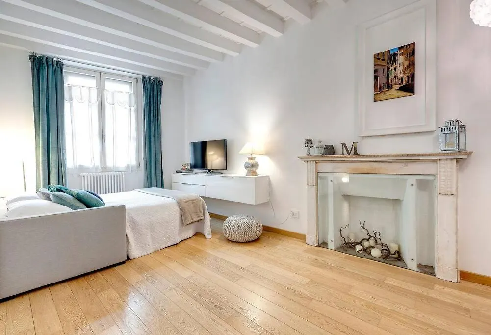 Santa Croce Loft Di Design Apartment Florence