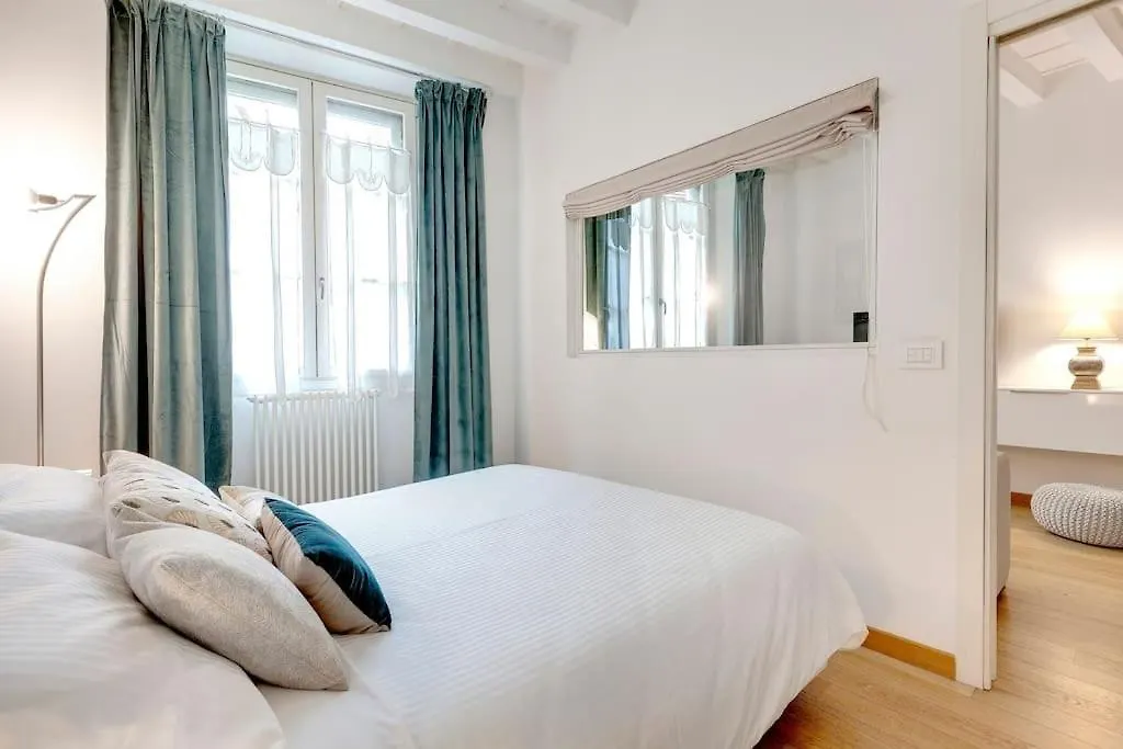 Santa Croce Loft Di Design Apartment Florence Italy